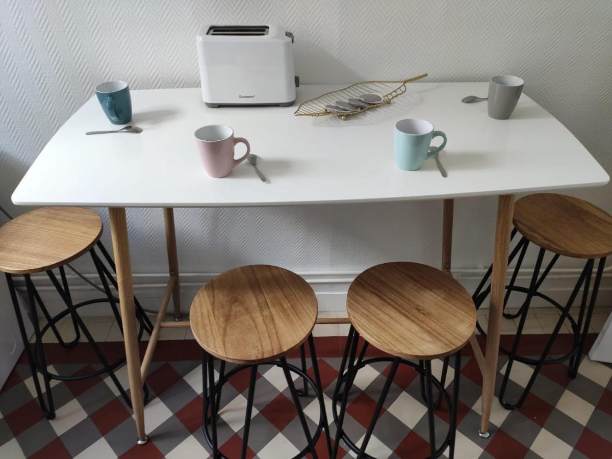 Appartement 1-6 pers situé entre les ponts Saumur Extérieur photo