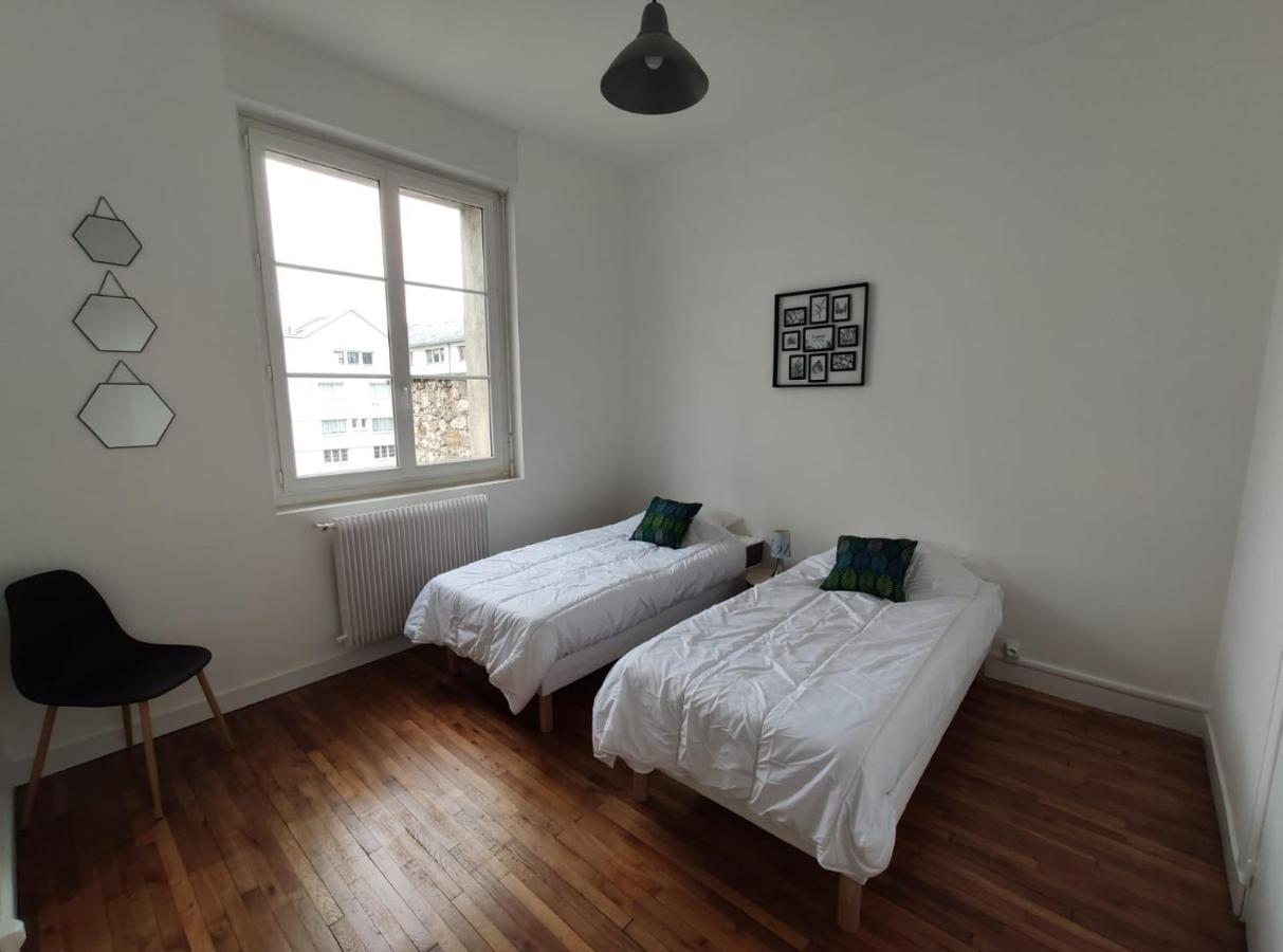 Appartement 1-6 pers situé entre les ponts Saumur Extérieur photo